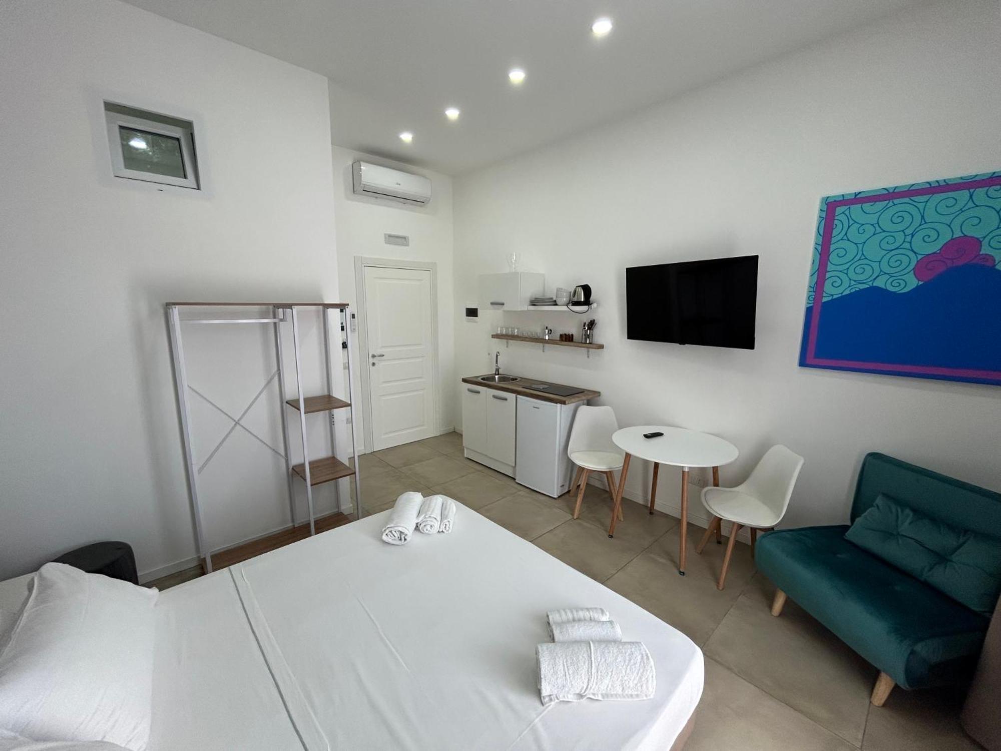 Enjoy Rooms เนเปิลส์ ภายนอก รูปภาพ