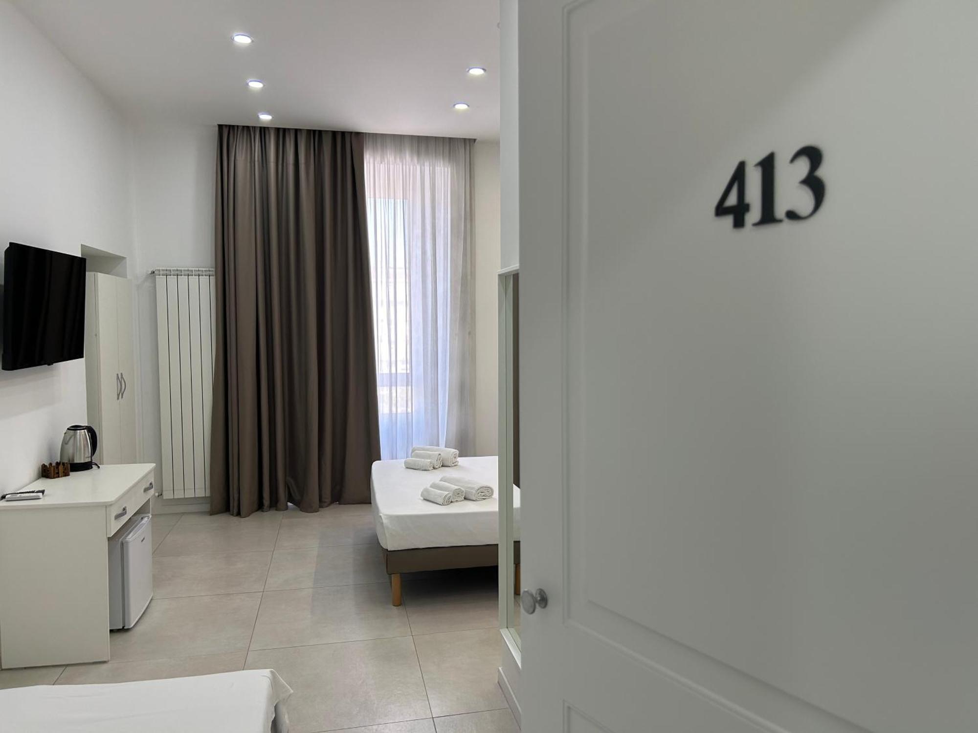 Enjoy Rooms เนเปิลส์ ภายนอก รูปภาพ