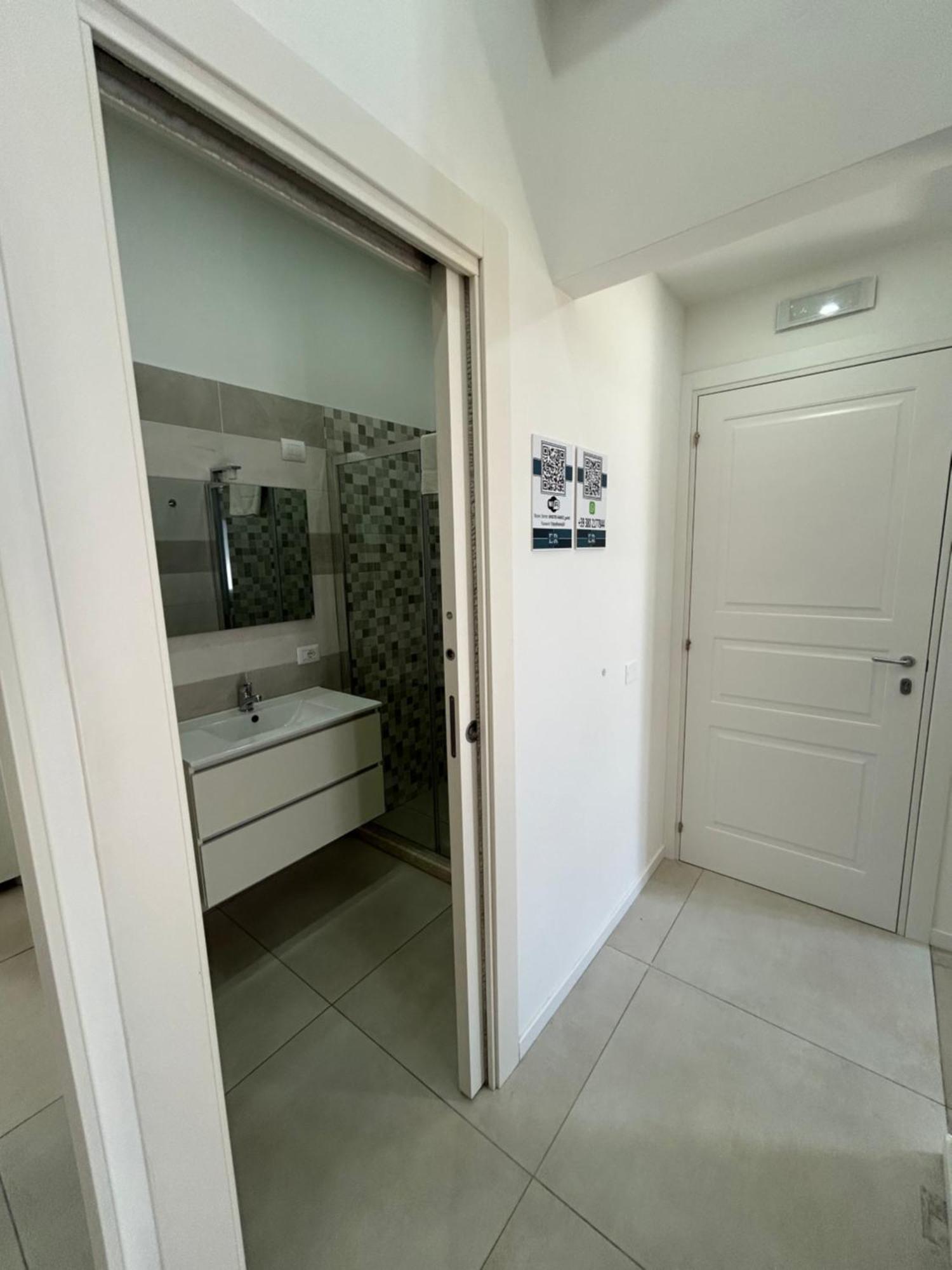 Enjoy Rooms เนเปิลส์ ภายนอก รูปภาพ