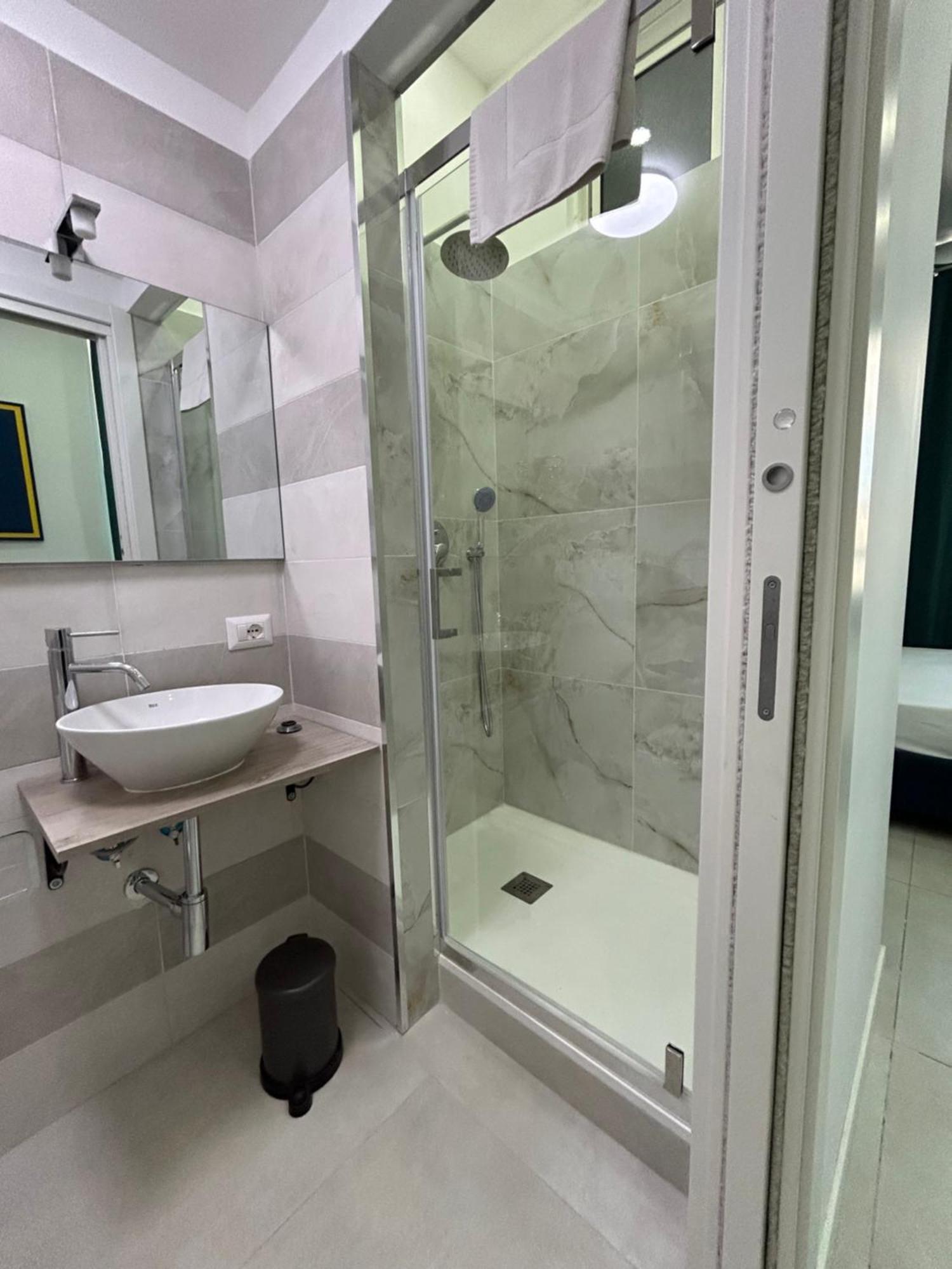 Enjoy Rooms เนเปิลส์ ภายนอก รูปภาพ